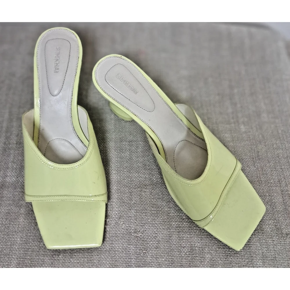 Simkhai sandals size